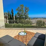 Homes Ocean View With Huge Sunny Terrace, 2 Swimming Pools & Tennis Court Lejlighed *