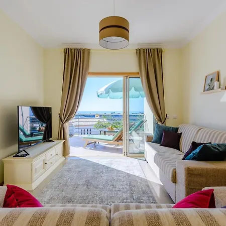 Homes Ocean View With Huge Sunny Terrace, 2 Swimming Pools & Tennis Court アパート アルブフェイラ