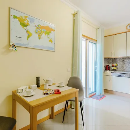 Homes Ocean View With Huge Sunny Terrace, 2 Swimming Pools & Tennis Court * Албуфейра